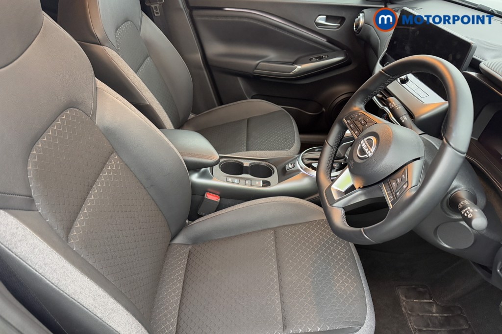 Nissan Juke N-Connecta Automatic Petrol-Electric Hybrid SUV - Stock Number (1581463) - 19th supplementary image