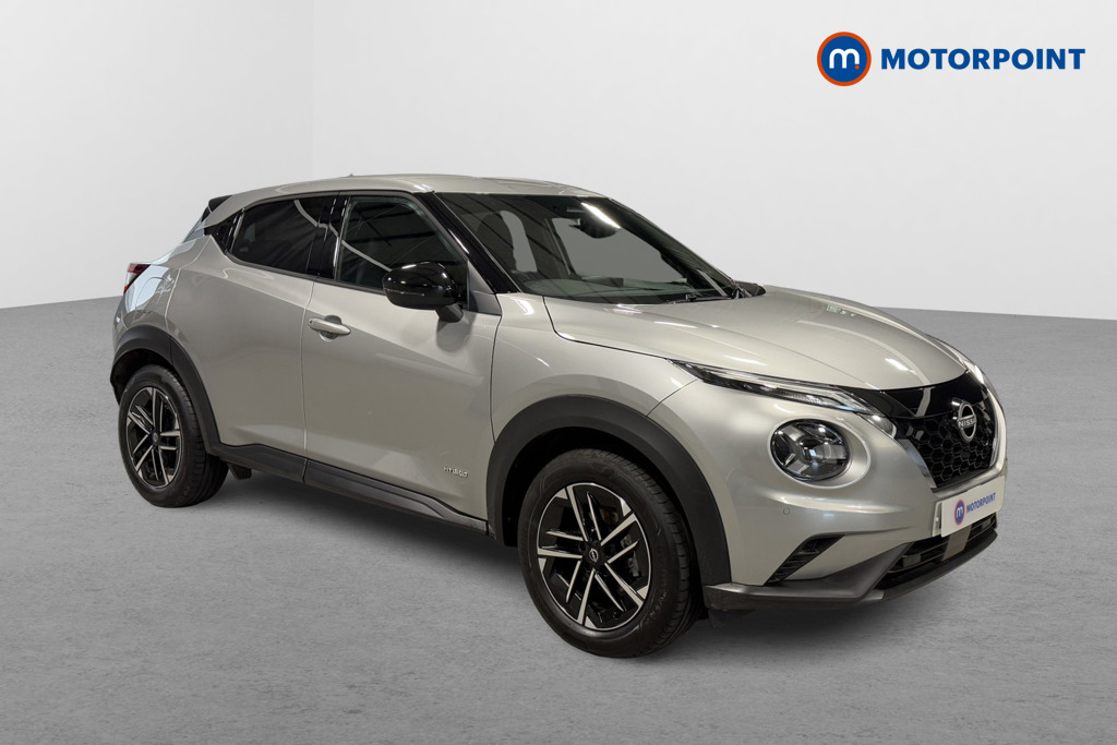 Nissan Juke N-Connecta Automatic Petrol-Electric Hybrid SUV - Stock Number (1581463) - Drivers side front corner