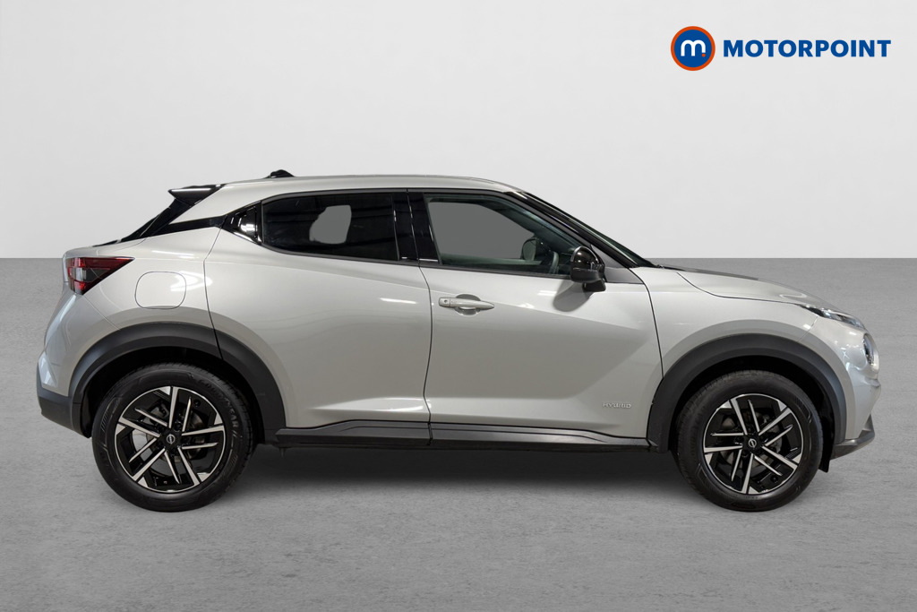 Nissan Juke N-Connecta Automatic Petrol-Electric Hybrid SUV - Stock Number (1581463) - Drivers side