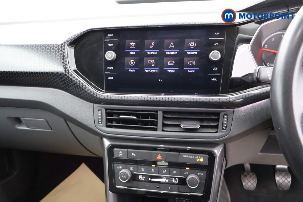 Volkswagen T-Cross SEL Manual Petrol SUV - Stock Number (1581633) - 5th supplementary image