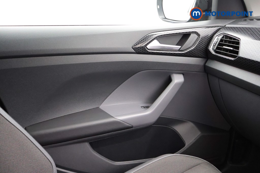 Volkswagen T-Cross SEL Manual Petrol SUV - Stock Number (1581633) - 8th supplementary image