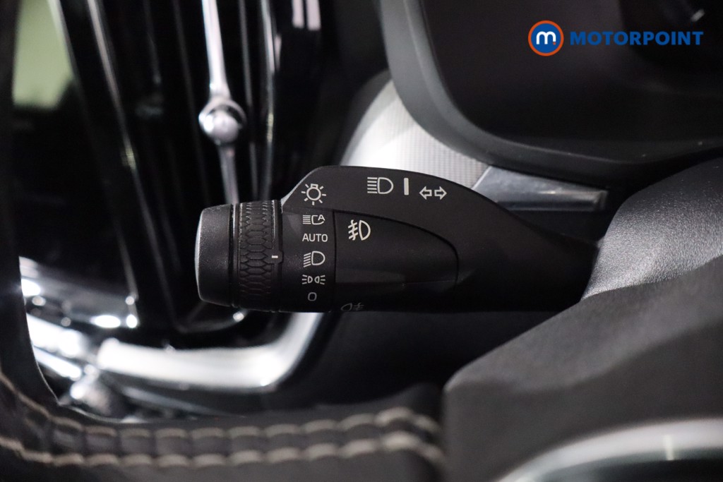 Volvo Xc60 R Design Automatic Petrol SUV - Stock Number (1581863) - 17th supplementary image