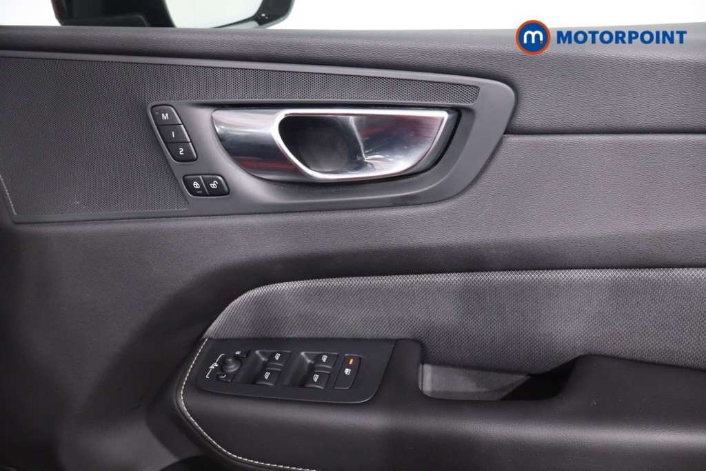 Volvo Xc60 R Design Automatic Petrol SUV - Stock Number (1581863) - 25th supplementary image