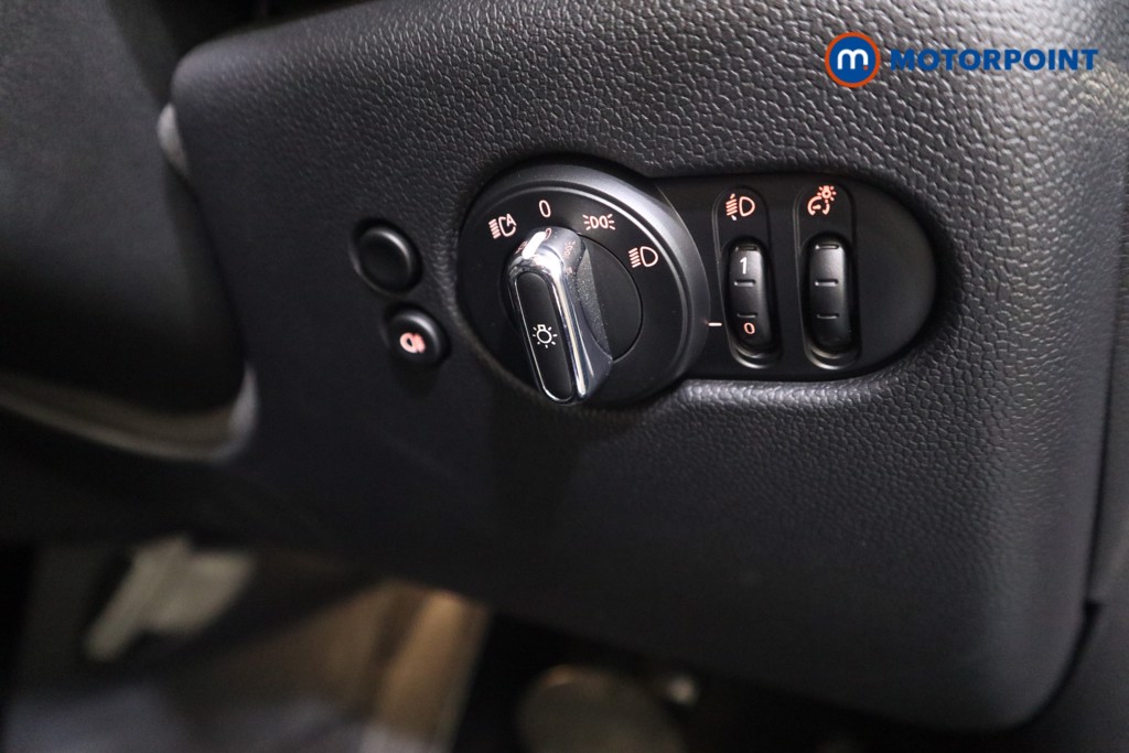 Mini Convertible Cooper S Seaside Edition Automatic Petrol Convertible - Stock Number (1581864) - 10th supplementary image