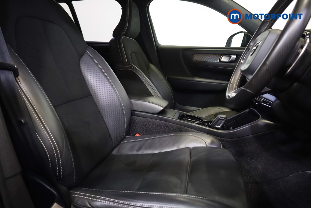 Volvo Xc40 R Design Pro Automatic Diesel SUV - Stock Number (1582353) - 6th supplementary image