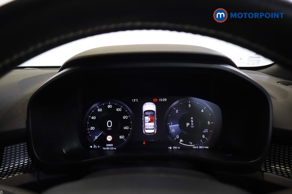 Volvo Xc40 R Design Pro Automatic Diesel SUV - Stock Number (1582353) - 12th supplementary image
