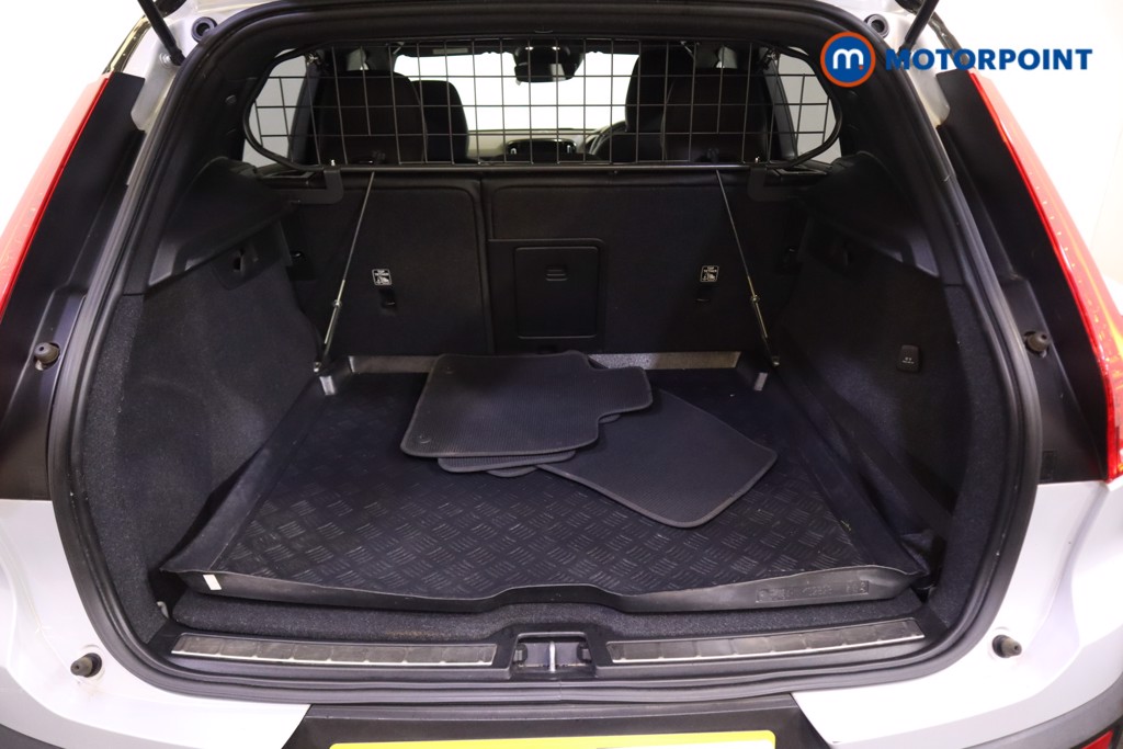 Volvo Xc40 R Design Pro Automatic Diesel SUV - Stock Number (1582353) - 27th supplementary image