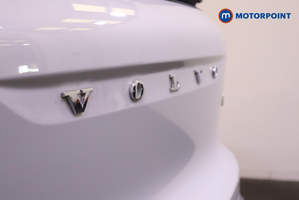 Volvo Xc40 R Design Pro Automatic Diesel SUV - Stock Number (1582353) - 37th supplementary image