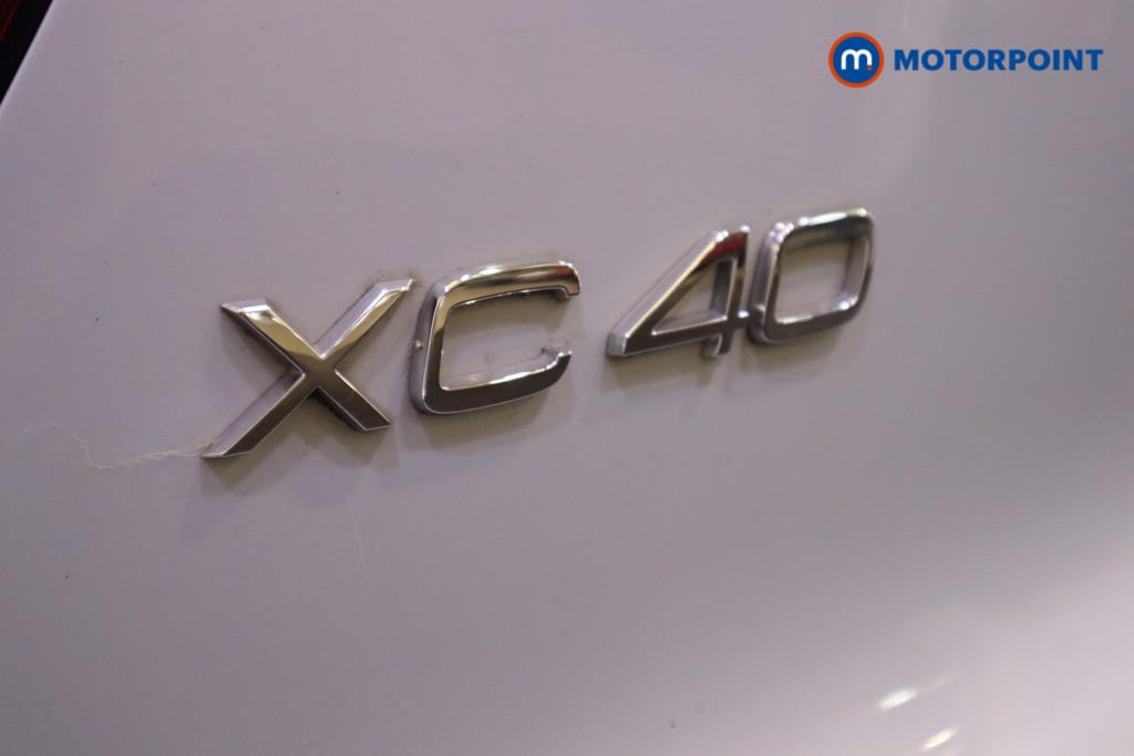 Volvo Xc40 R Design Pro Automatic Diesel SUV - Stock Number (1582353) - 38th supplementary image