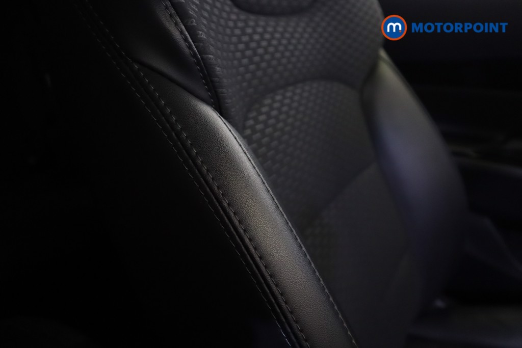 Ssangyong Korando Ventura Manual Petrol SUV - Stock Number (1582663) - 21st supplementary image