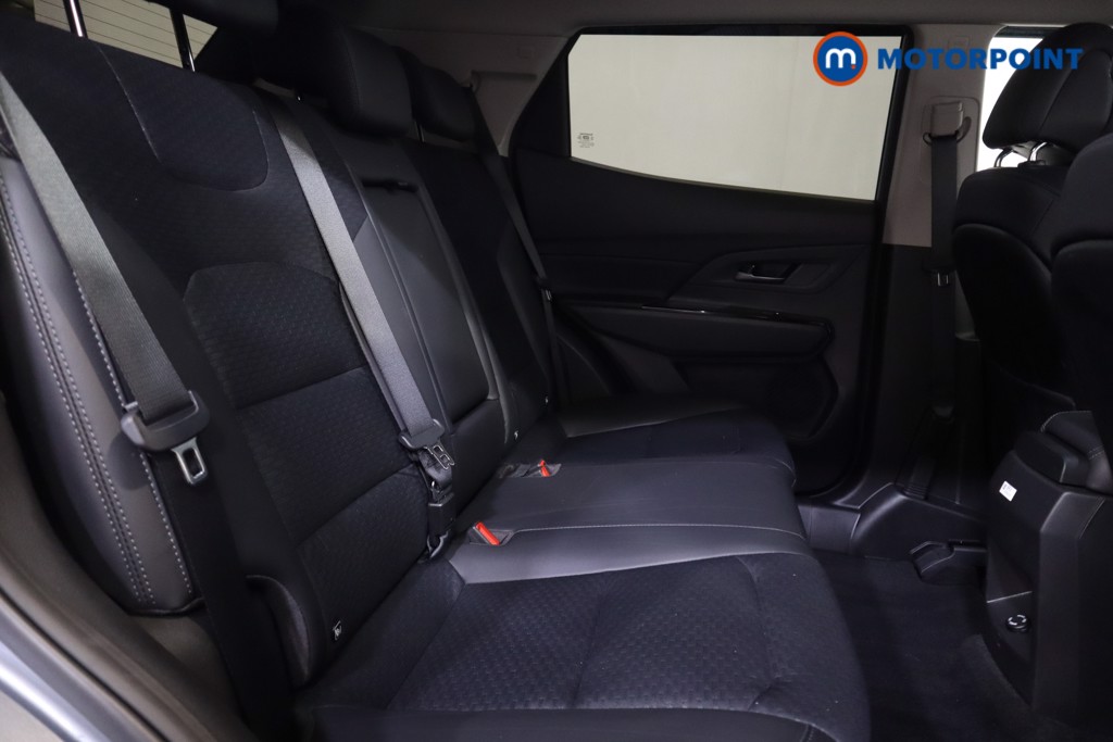 Ssangyong Korando Ventura Manual Petrol SUV - Stock Number (1582663) - 24th supplementary image
