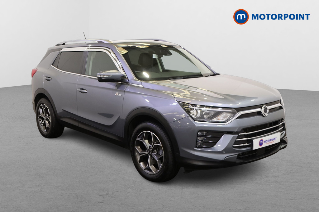 Ssangyong Korando Ventura Manual Petrol SUV - Stock Number (1582663) - Drivers side front corner