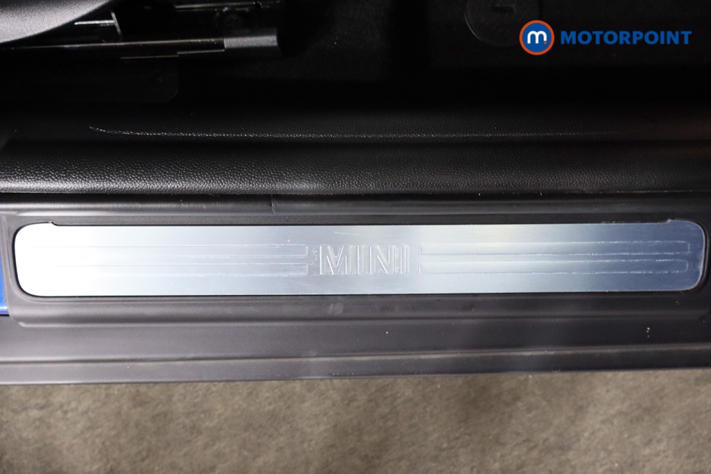 Mini Cooper S Exclusive Automatic Petrol Hatchback - Stock Number (1582846) - 19th supplementary image