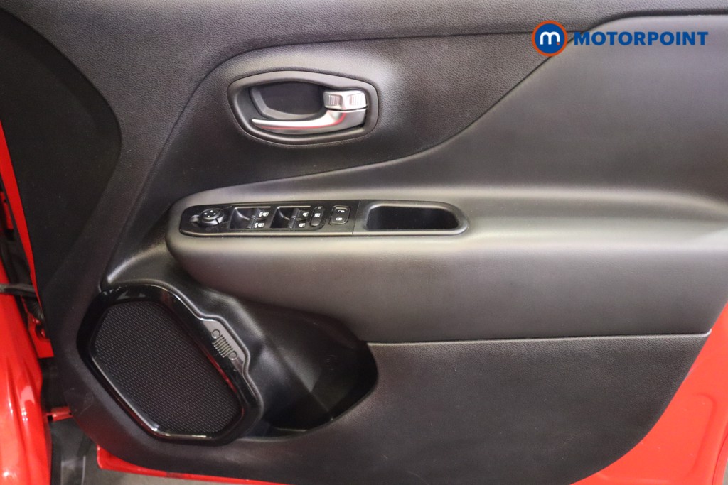 Jeep Renegade Night Eagle Ii Manual Petrol SUV - Stock Number (1582860) - 13th supplementary image