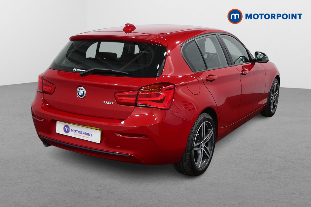 BMW 1 Series Sport Manual Petrol Hatchback - Stock Number (1582998) - Drivers side rear corner
