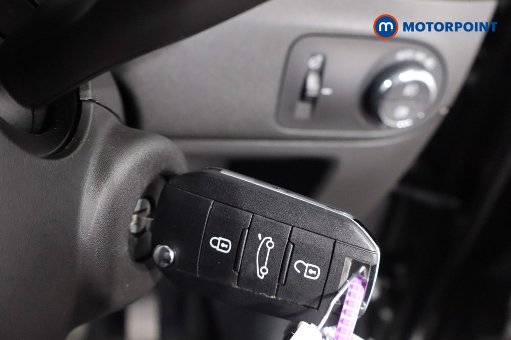 Vauxhall Crossland GS Manual Petrol SUV - Stock Number (1583051) - 13th supplementary image