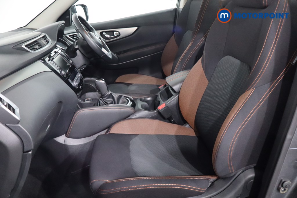 Nissan Qashqai N-Motion Automatic Petrol SUV - Stock Number (1583054) - 4th supplementary image