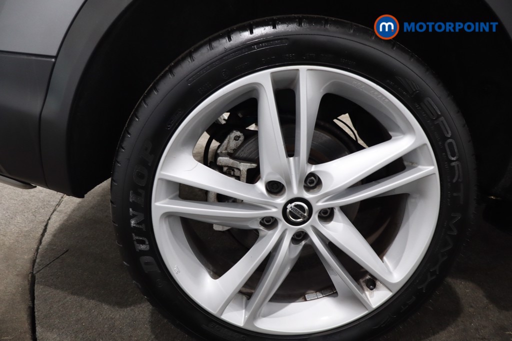 Nissan Qashqai N-Motion Automatic Petrol SUV - Stock Number (1583054) - 9th supplementary image
