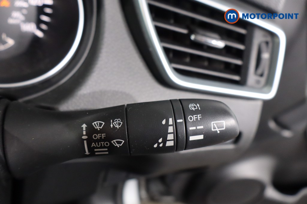 Nissan Qashqai N-Motion Automatic Petrol SUV - Stock Number (1583054) - 18th supplementary image