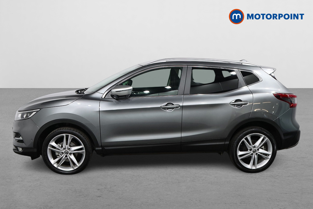 Nissan Qashqai N-Motion Automatic Petrol SUV - Stock Number (1583054) - Passenger side