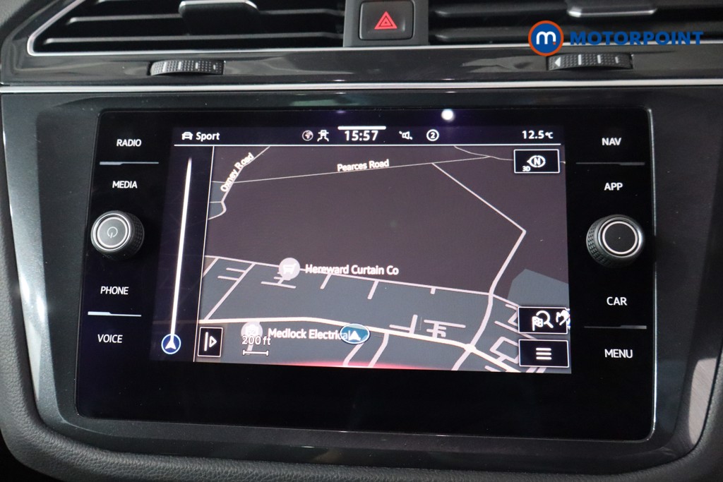 Volkswagen Tiguan R-Line Edition Automatic Petrol SUV - Stock Number (1583102) - 2nd supplementary image
