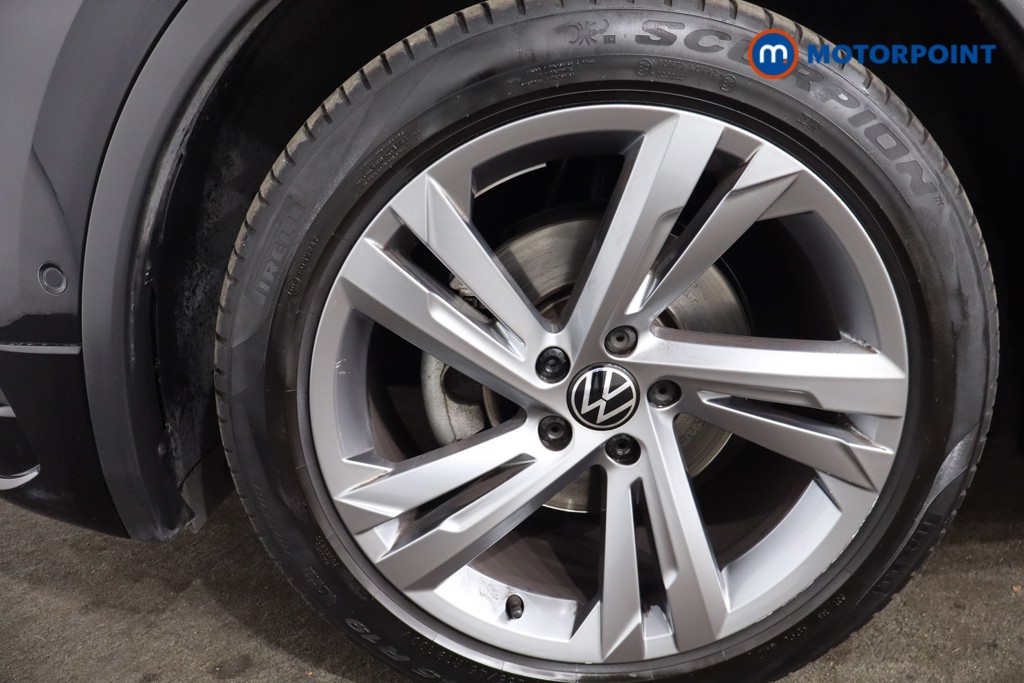 Volkswagen Tiguan R-Line Edition Automatic Petrol SUV - Stock Number (1583102) - 11th supplementary image