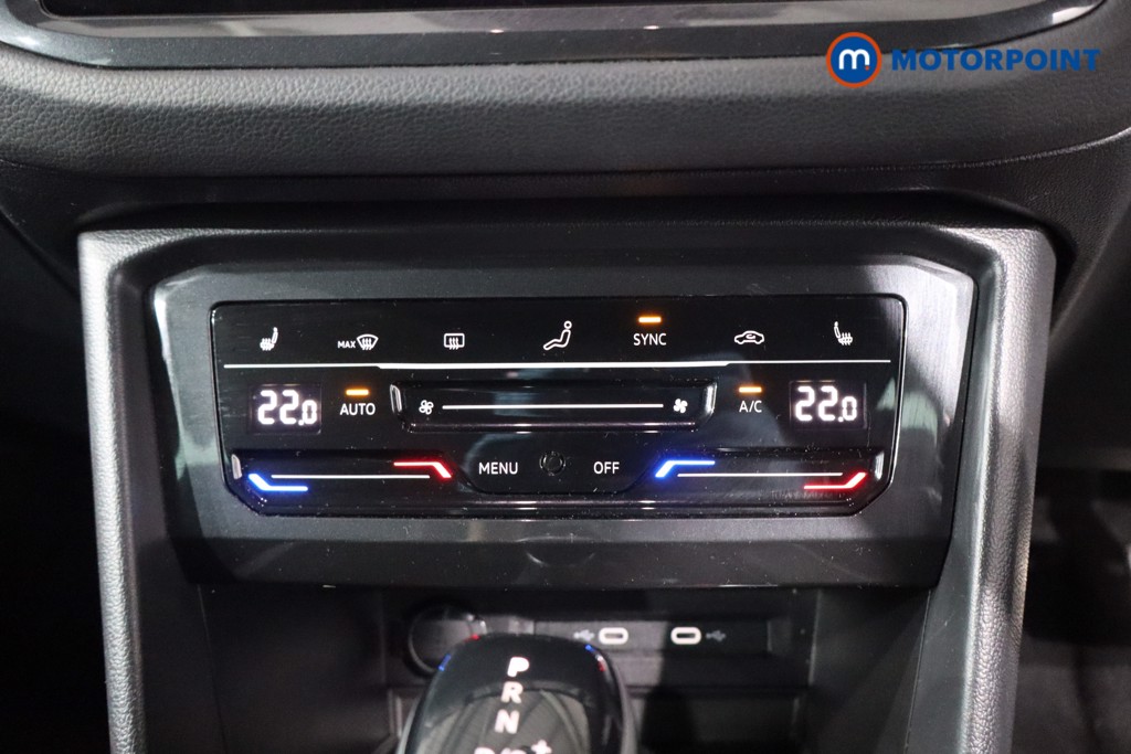 Volkswagen Tiguan R-Line Edition Automatic Petrol SUV - Stock Number (1583102) - 17th supplementary image