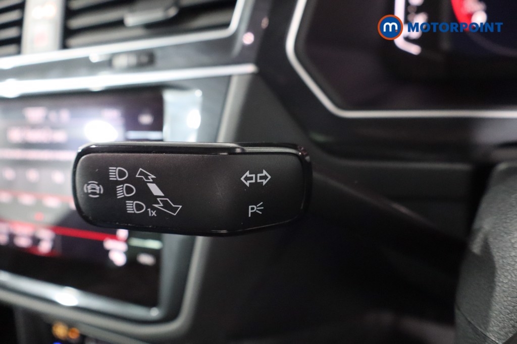 Volkswagen Tiguan R-Line Edition Automatic Petrol SUV - Stock Number (1583102) - 20th supplementary image