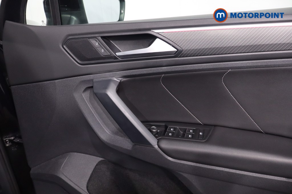 Volkswagen Tiguan R-Line Edition Automatic Petrol SUV - Stock Number (1583102) - 24th supplementary image