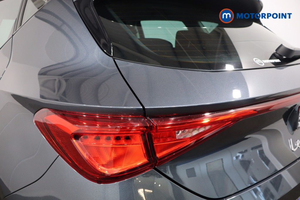 Seat Leon Se Dynamic Manual Petrol Hatchback - Stock Number (1583117) - 32nd supplementary image