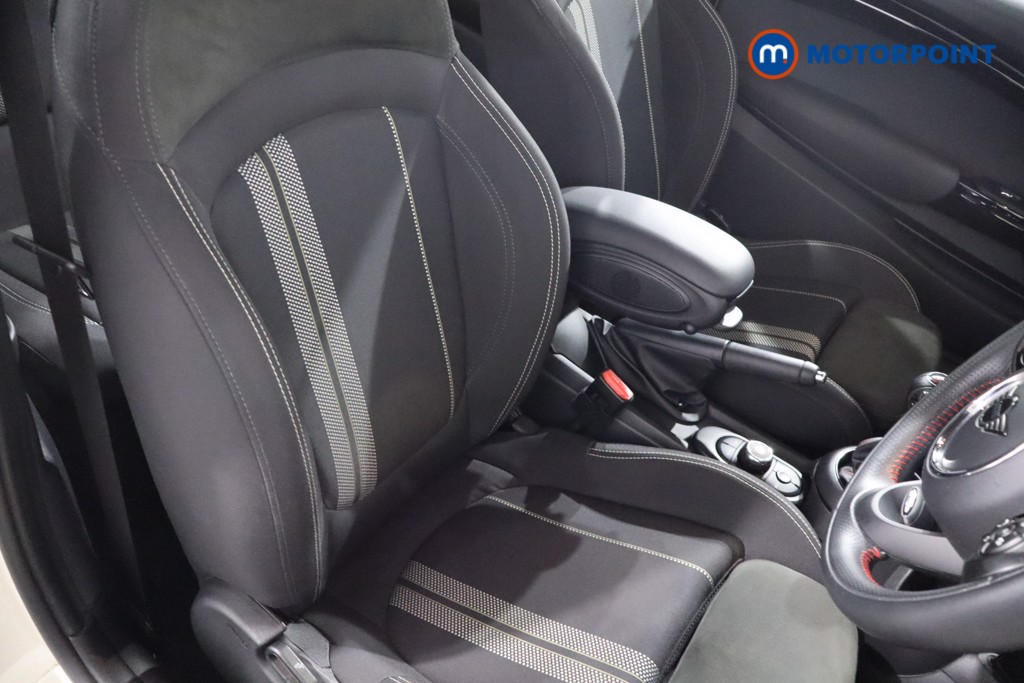 Mini Hatchback Cooper S Sport Manual Petrol Hatchback - Stock Number (1583138) - 26th supplementary image