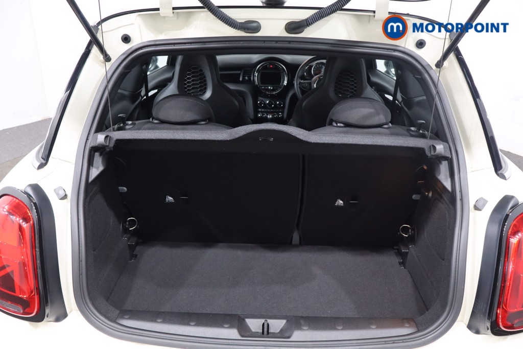 Mini Hatchback Cooper S Sport Manual Petrol Hatchback - Stock Number (1583138) - 37th supplementary image