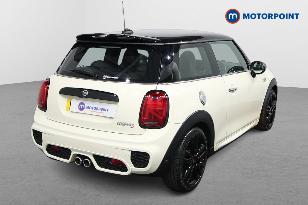 Mini Hatchback Cooper S Sport Manual Petrol Hatchback - Stock Number (1583138) - Drivers side rear corner