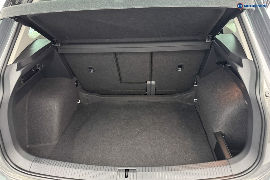 Volkswagen Tiguan Elegance Automatic Petrol SUV - Stock Number (1504926) - 3rd supplementary image