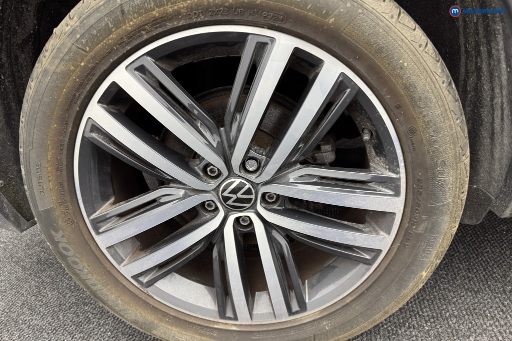 Volkswagen Tiguan Elegance Automatic Petrol SUV - Stock Number (1504926) - 32nd supplementary image