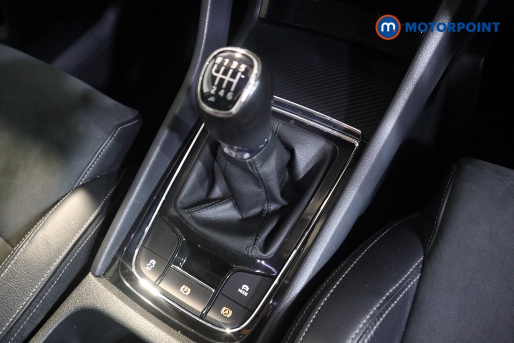 Skoda Karoq Se L Manual Petrol SUV - Stock Number (1529472) - 8th supplementary image