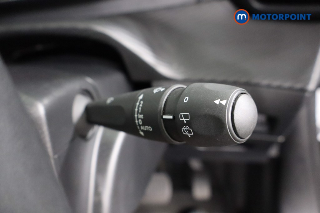 Peugeot 2008 Allure Premium Automatic Electric SUV - Stock Number (1557778) - 17th supplementary image