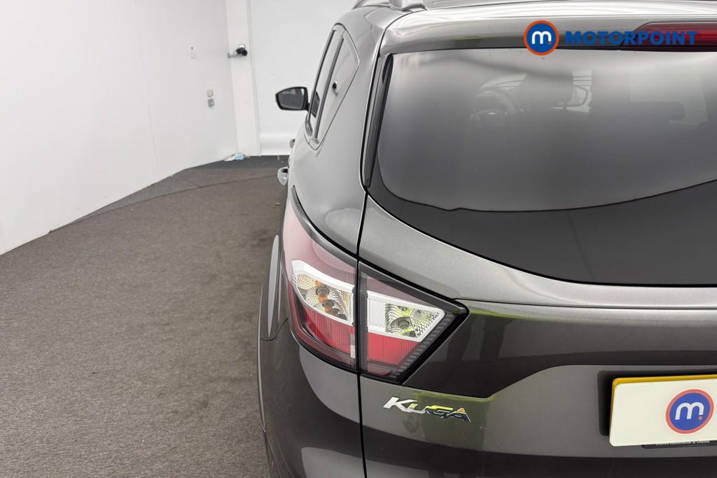 Ford Kuga St-Line Manual Diesel SUV - Stock Number (1558177) - 8th supplementary image