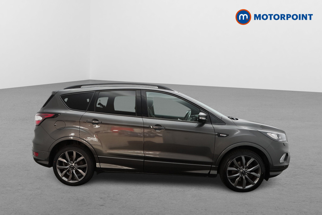 Ford Kuga St-Line Manual Diesel SUV - Stock Number (1558177) - Drivers side front corner