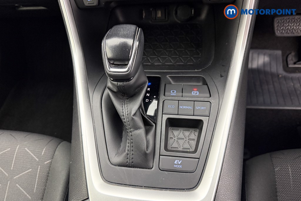 Toyota Rav4 Design Automatic Petrol-Electric Hybrid SUV - Stock Number (1565983) - 10th supplementary image