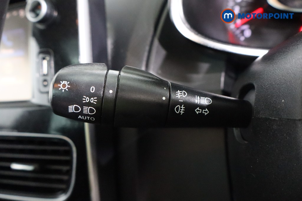 Renault Clio Dynamique Nav Manual Petrol Hatchback - Stock Number (1566509) - 15th supplementary image