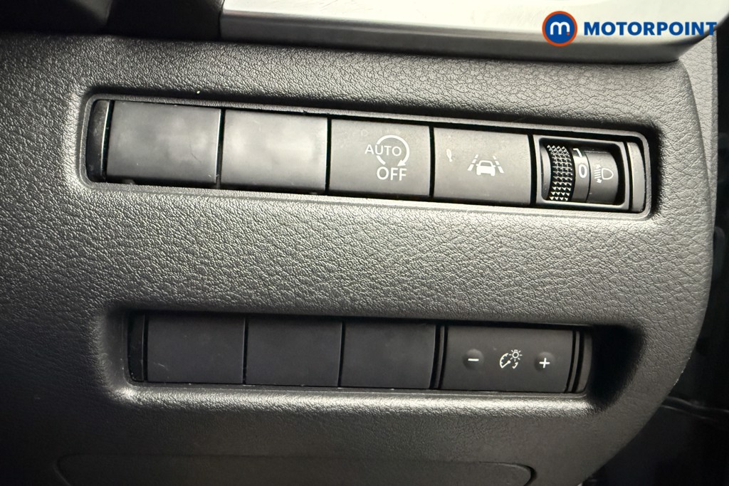 Nissan Qashqai Acenta Premium Automatic Petrol SUV - Stock Number (1568027) - 16th supplementary image