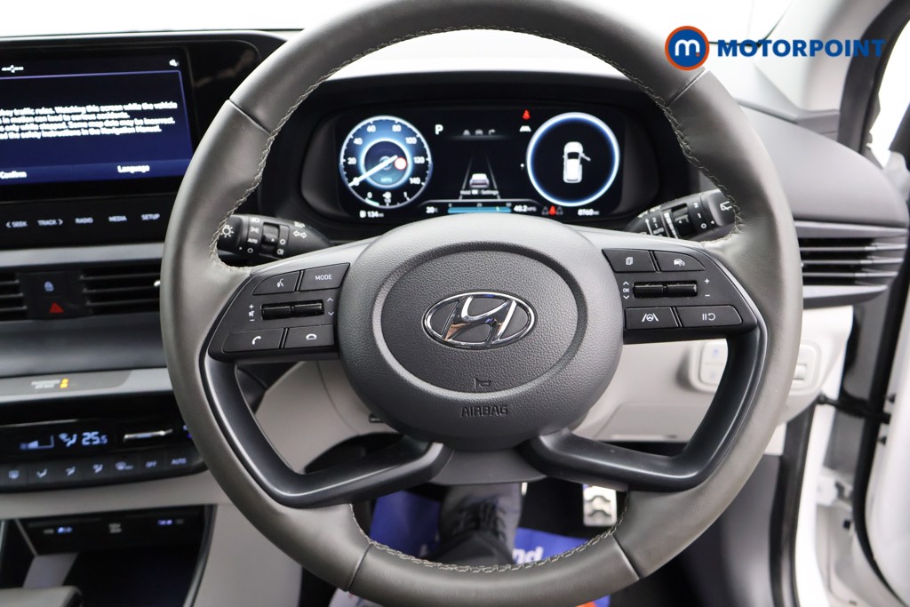 Hyundai Bayon Ultimate Automatic Petrol-Electric Hybrid SUV - Stock Number (1569339) - 1st supplementary image