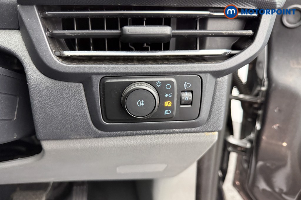Ford Transit Custom Limited Automatic Diesel Panel Van - Stock Number (1570108) - 13th supplementary image