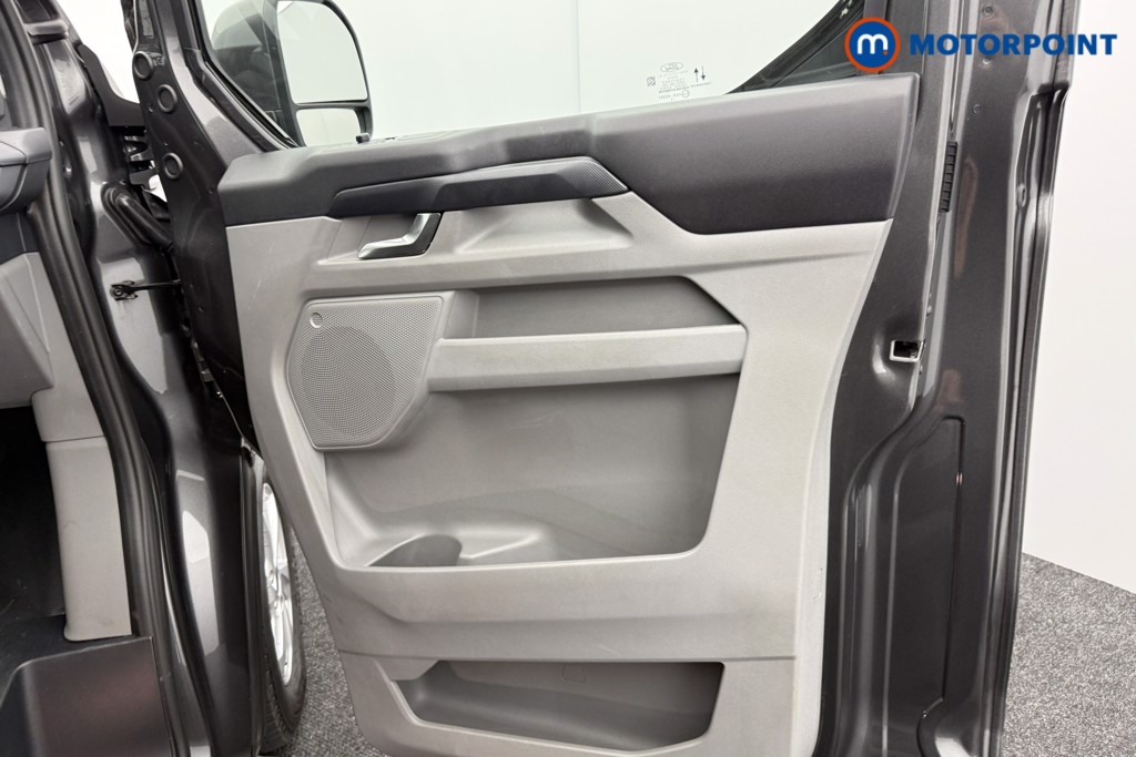 Ford Transit Custom Limited Automatic Diesel Panel Van - Stock Number (1570108) - 15th supplementary image