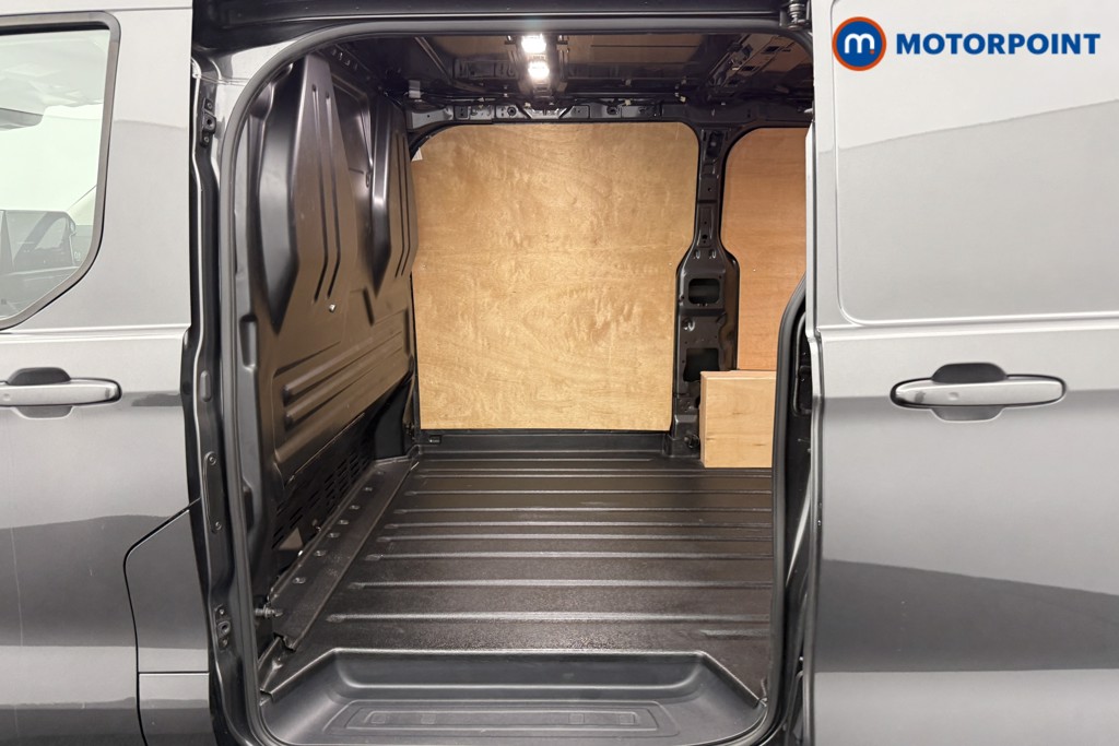 Ford Transit Custom Limited Automatic Diesel Panel Van - Stock Number (1570108) - 17th supplementary image