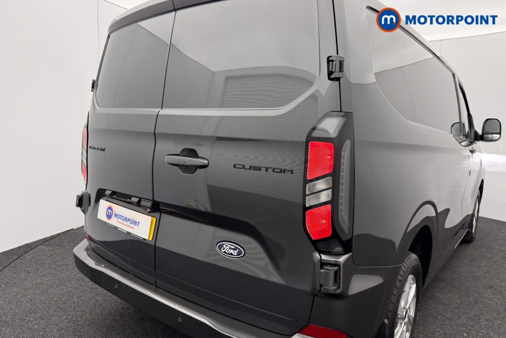 Ford Transit Custom Limited Automatic Diesel Panel Van - Stock Number (1570108) - 20th supplementary image