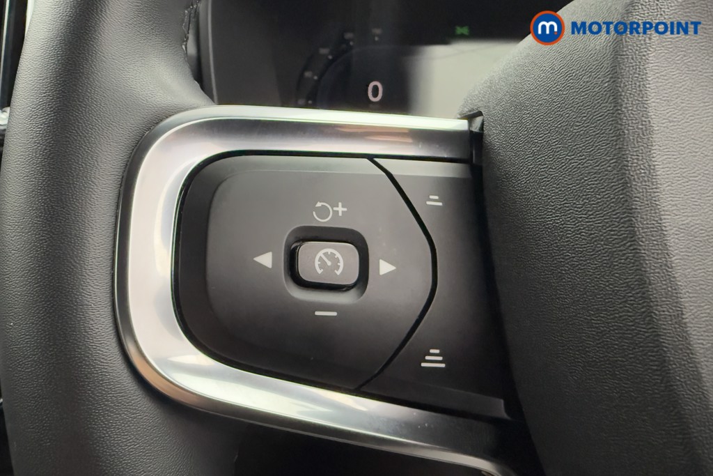 Volvo Xc40 Plus Automatic Petrol SUV - Stock Number (1570111) - 3rd supplementary image