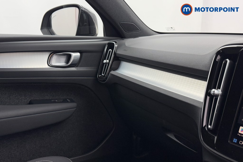 Volvo Xc40 Plus Automatic Petrol SUV - Stock Number (1570111) - 11th supplementary image