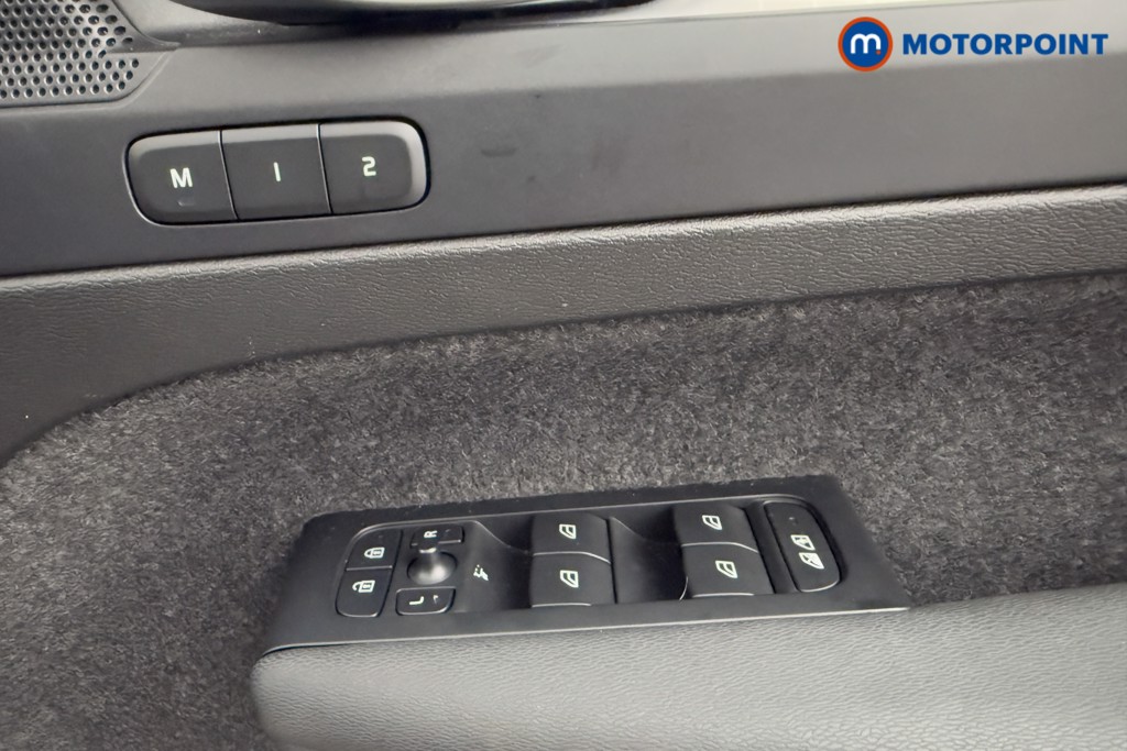 Volvo Xc40 Plus Automatic Petrol SUV - Stock Number (1570111) - 14th supplementary image